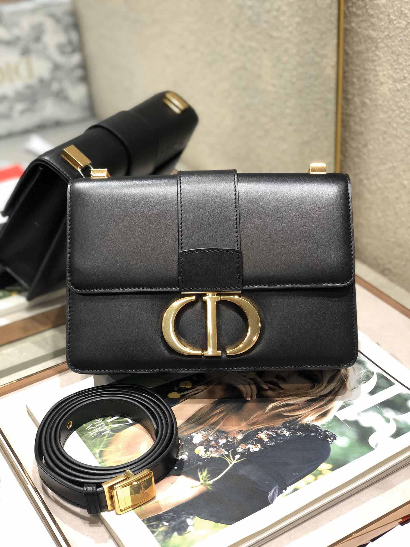 DIOR 30 Montaigne Bag Black