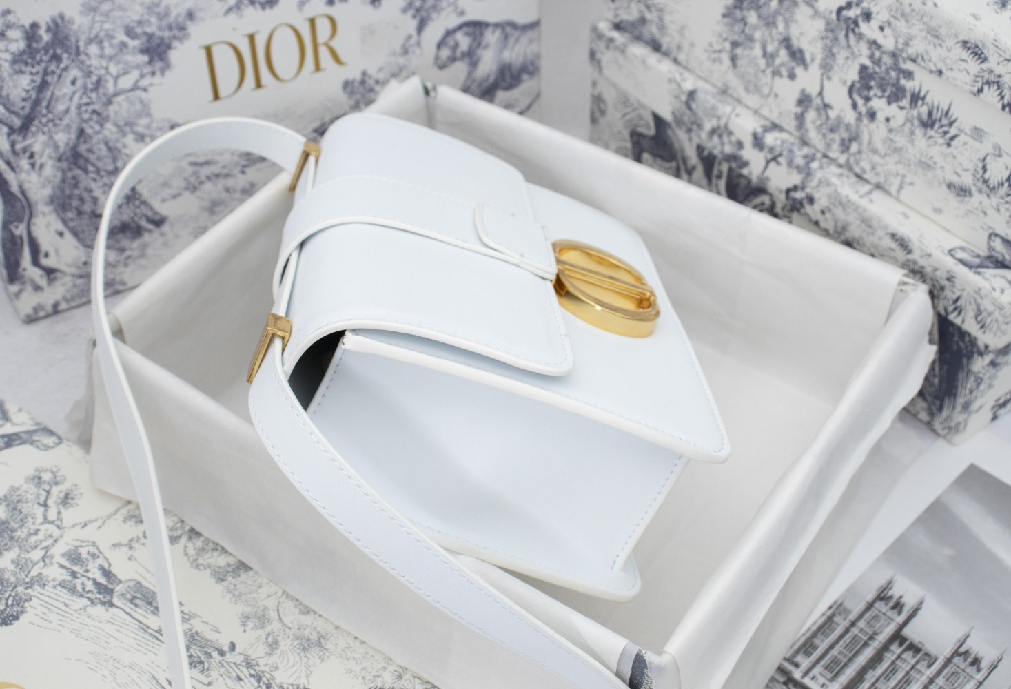 DIOR 30 Montaigne Bag Black