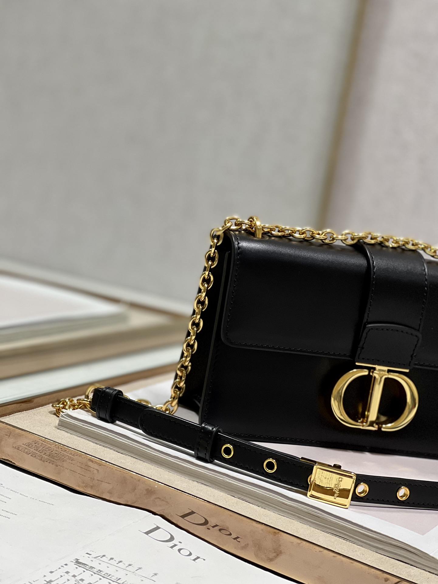 DIOR 30 Montaigne East-West Bag with Chain Black