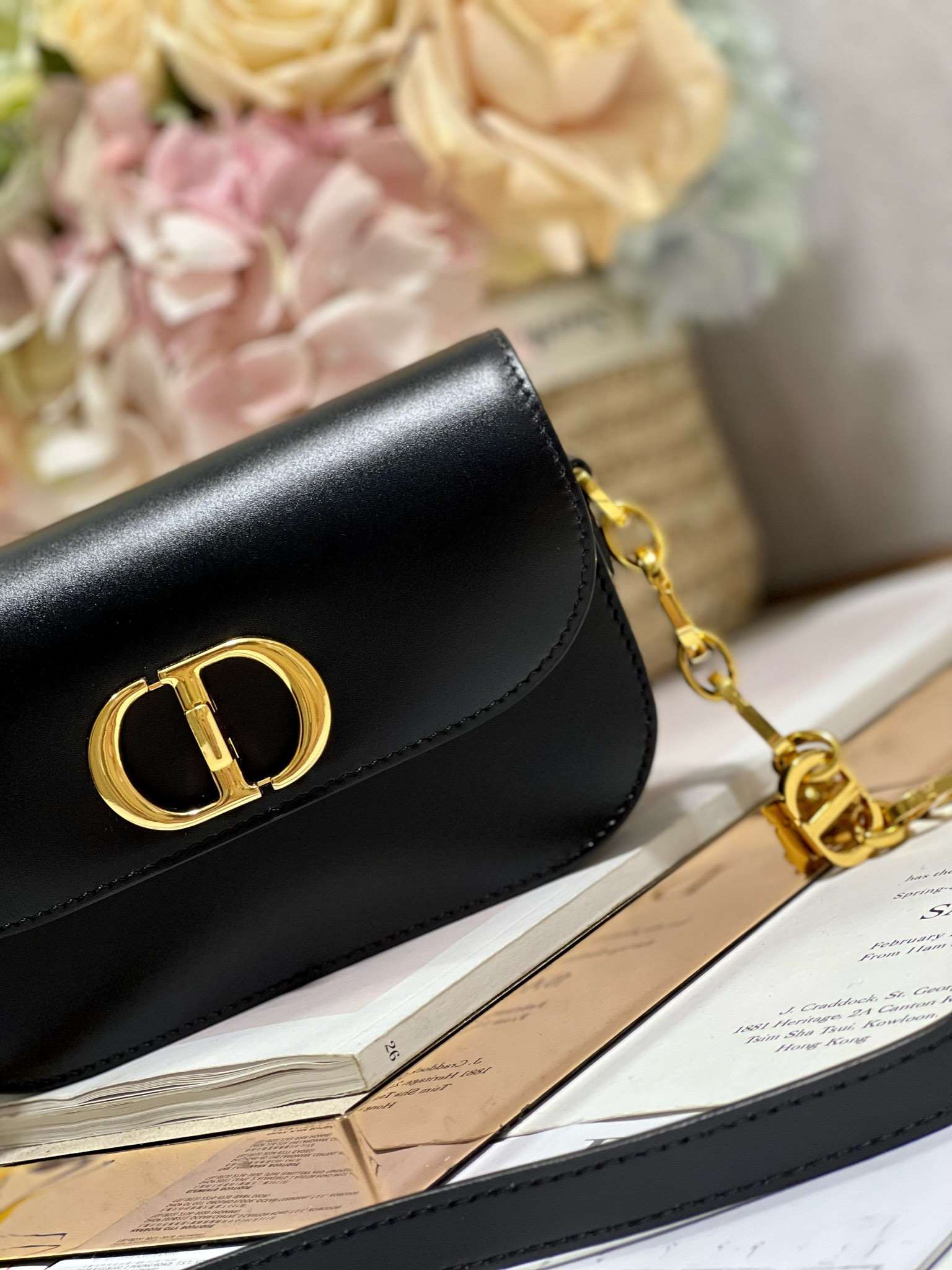 DIOR Small 30 Montaigne Avenue Bag Black