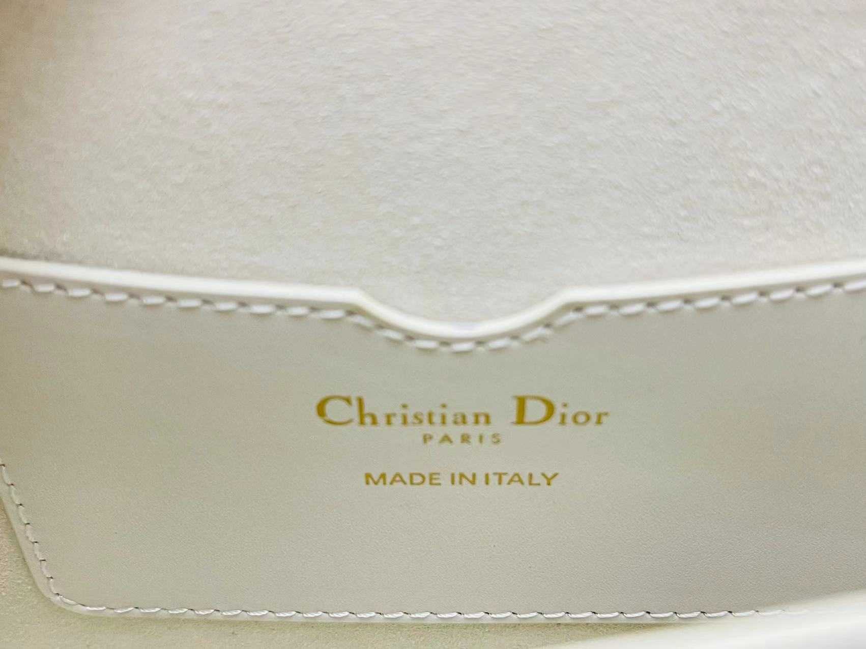 DIOR Medium Dior Bobby Bag latte