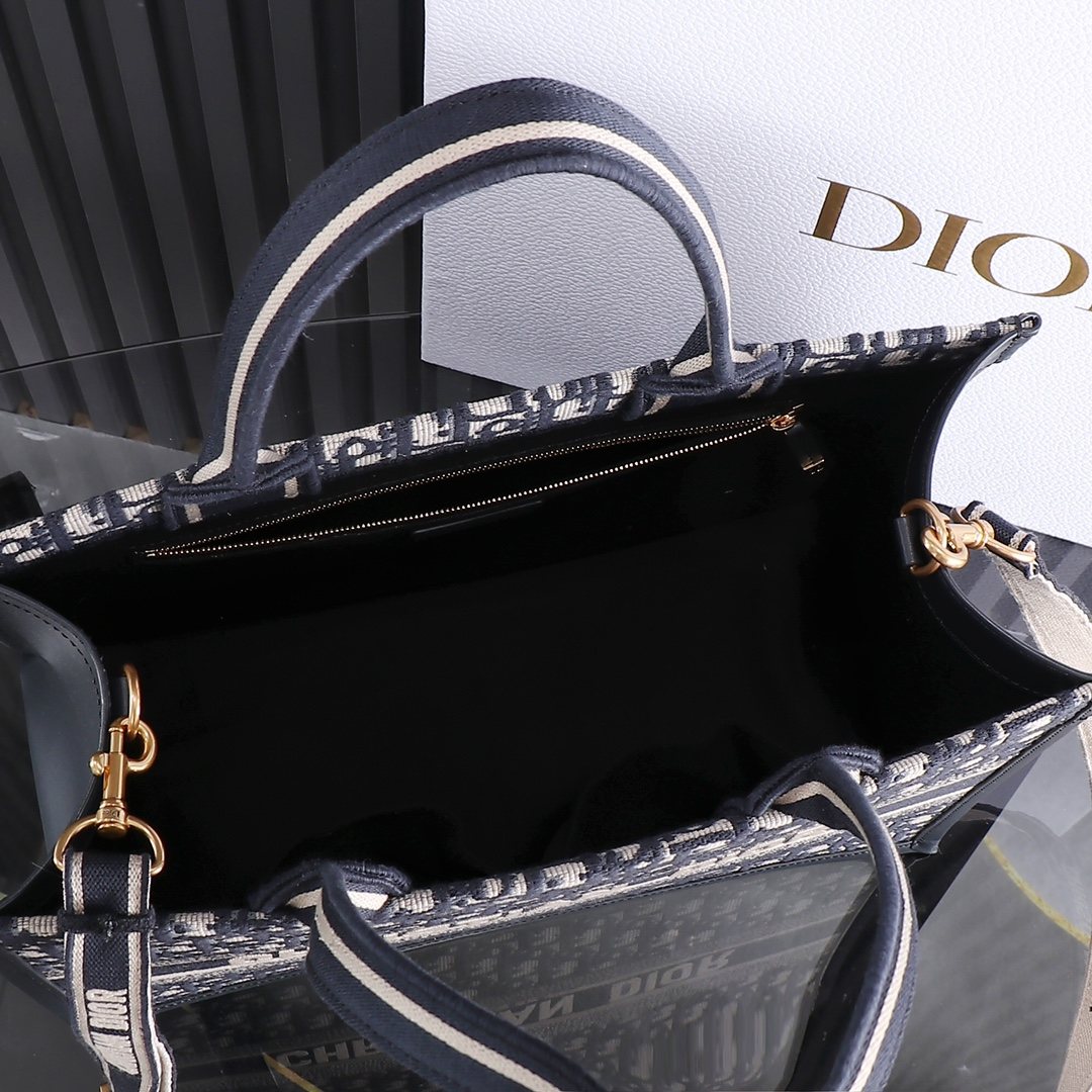 DIOR Medium Book Tote Blue Dior Oblique Embroidery and Calfskin 