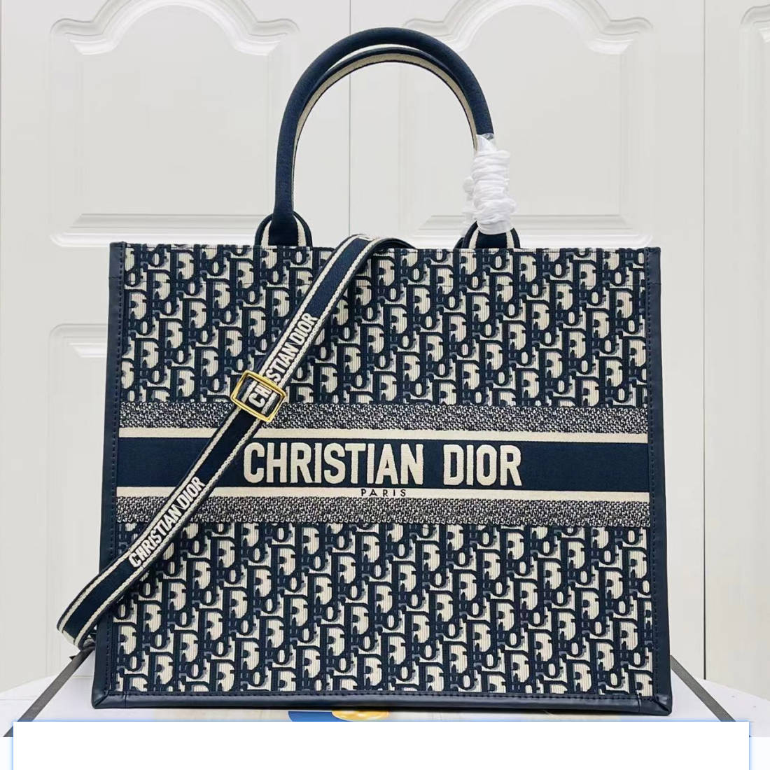 DIOR Large Book Tote  Blue Dior Oblique Embroidery and Calfskin