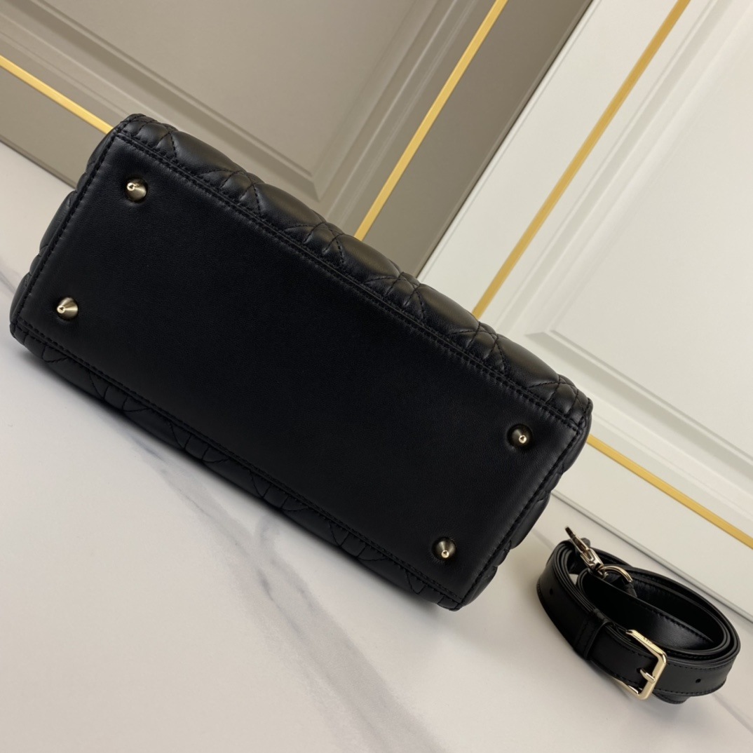 DIOR Medium Lady Dior Bag Black 