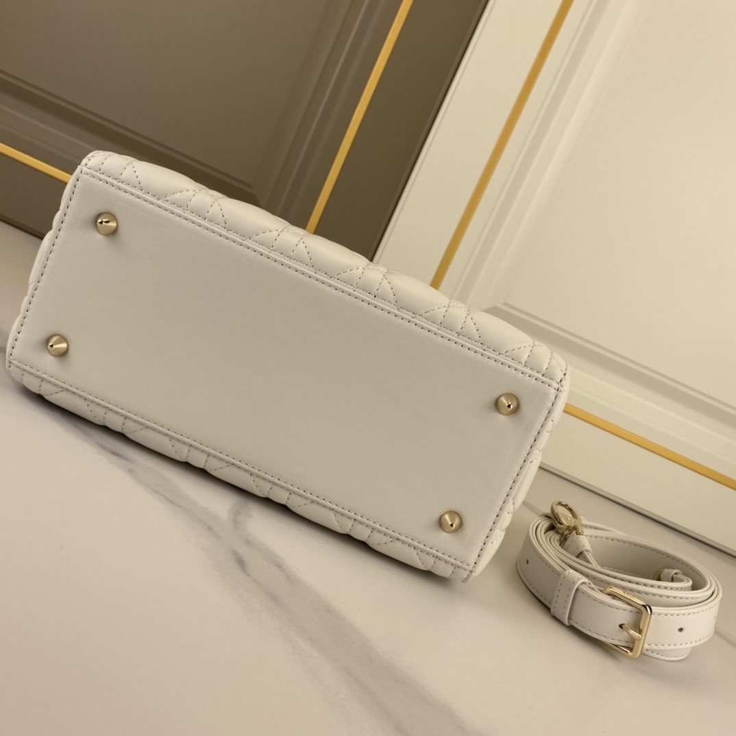 DIOR Medium Lady Dior Bag Latte