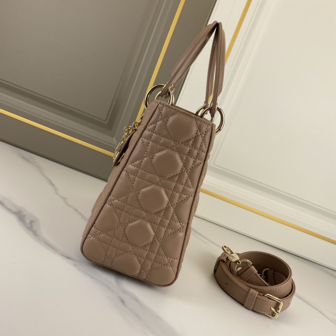 DIOR Medium Lady Dior Bag Warm Taupe