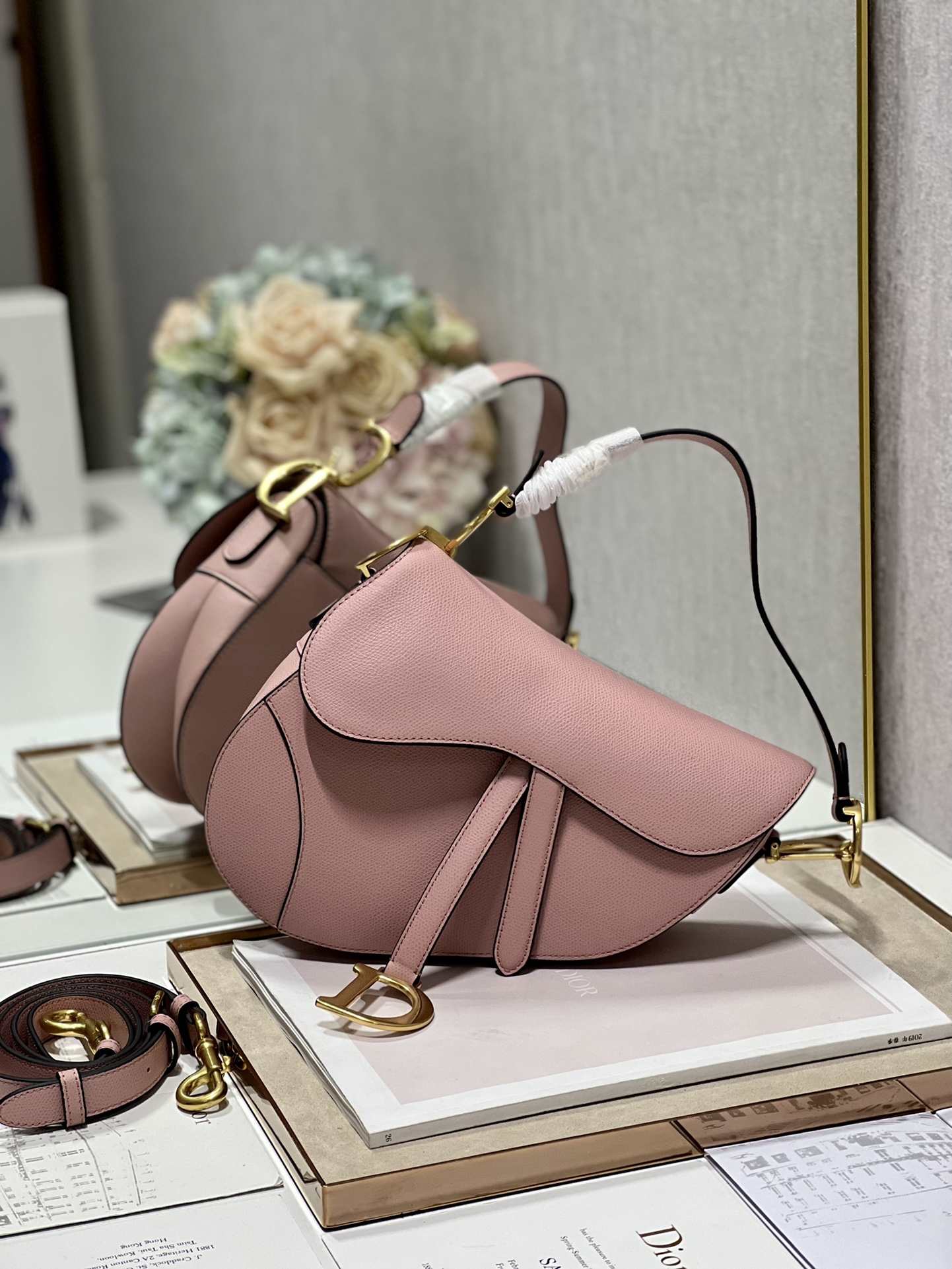 DIOR Saddle Bag  with Strap Powder Pink Grained Calfskin