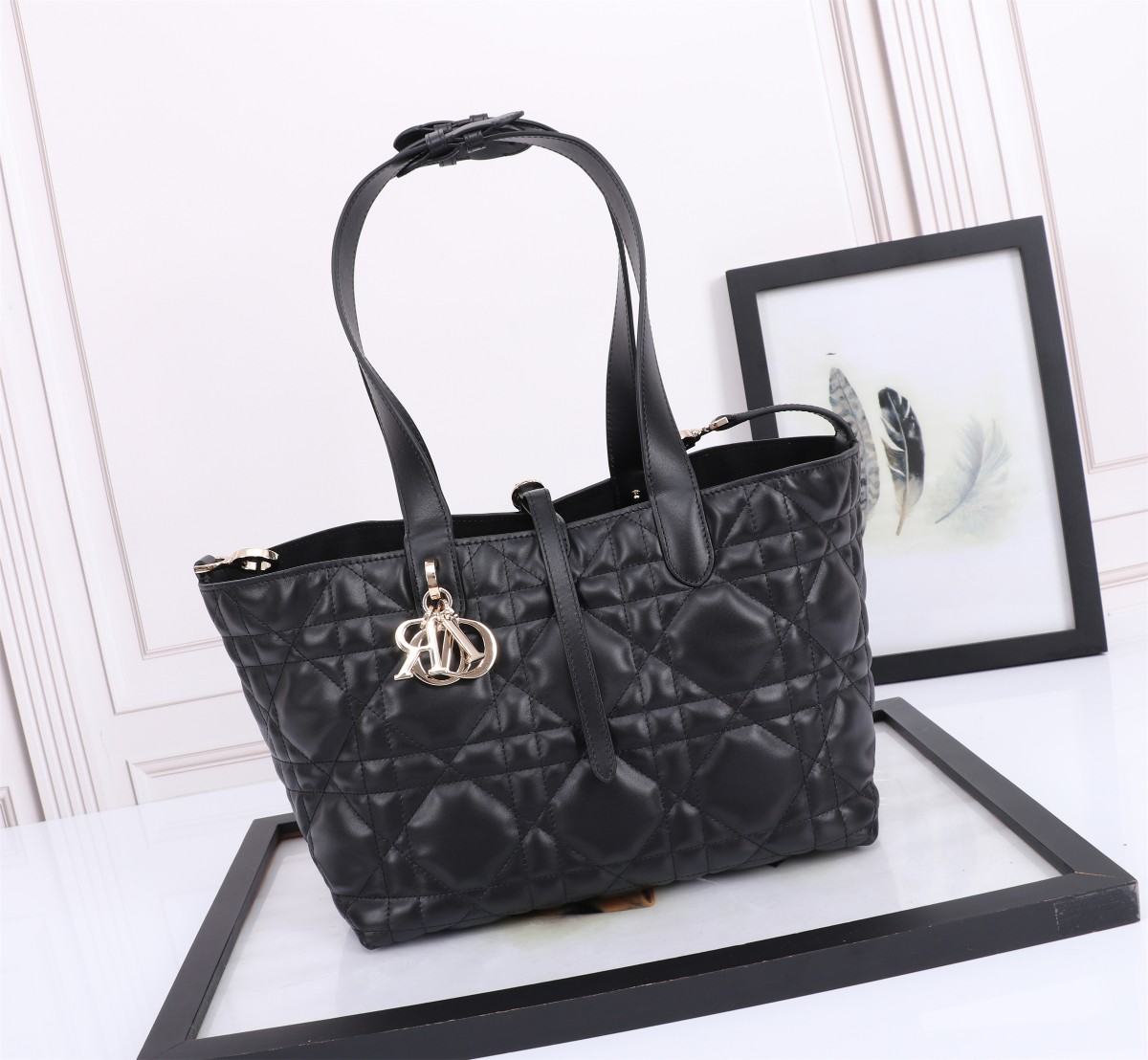 DIOR Medium Dior Toujours Bag Black & Gold-tone Hardware