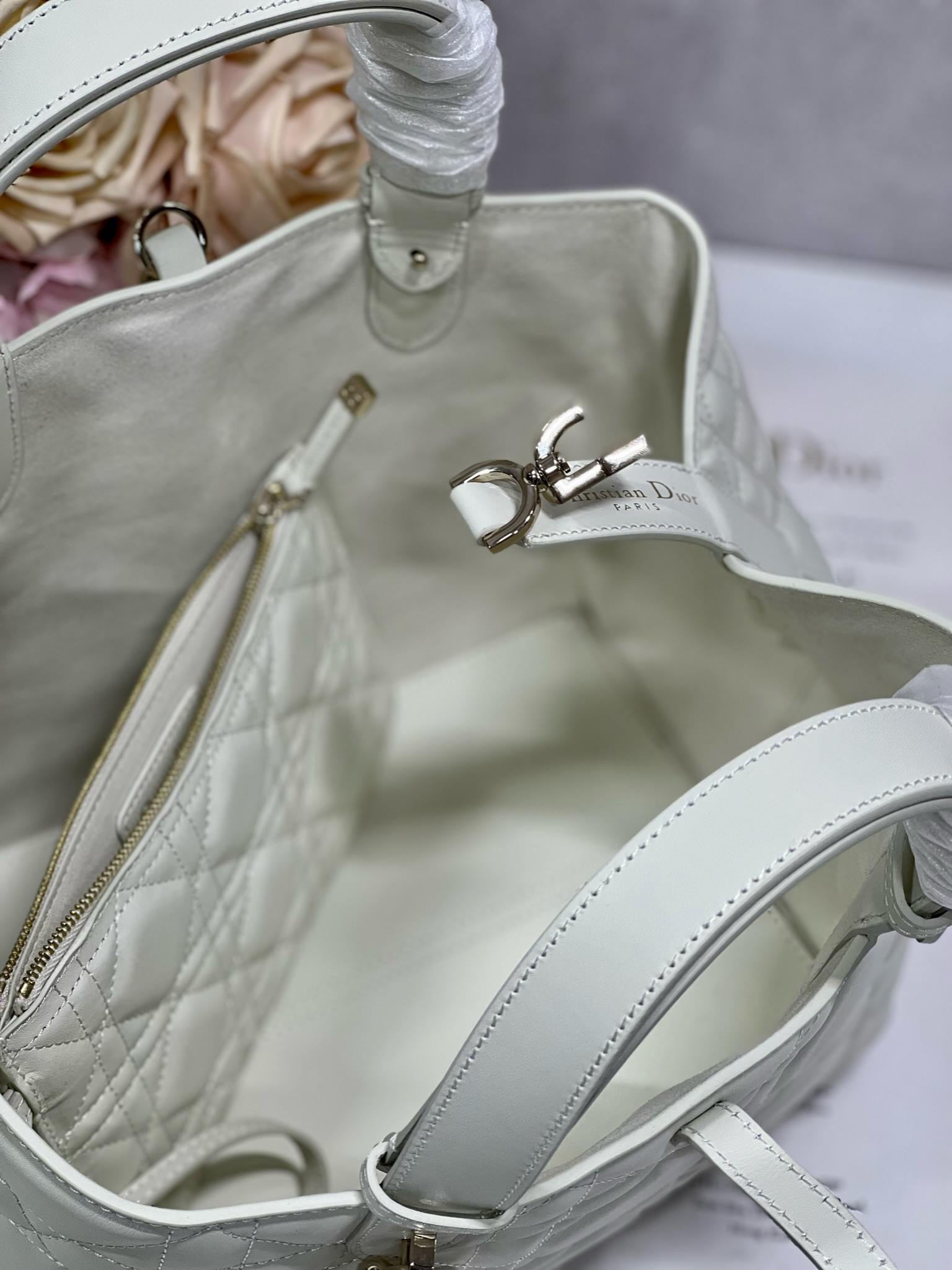 DIOR Medium Dior Toujours Bag White & Gold-tone Hardware