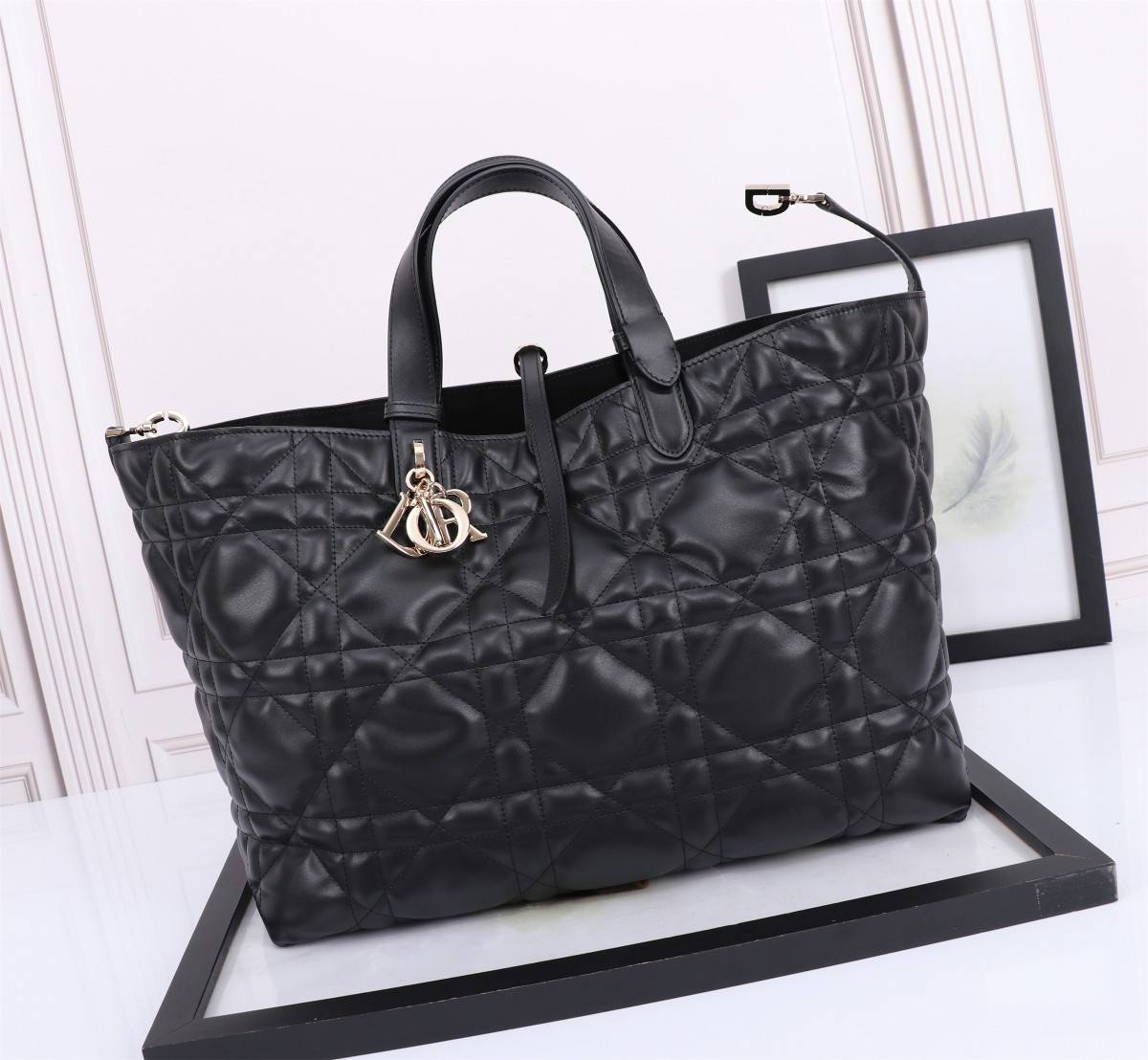 DIOR Large Dior Toujours Bag Black 