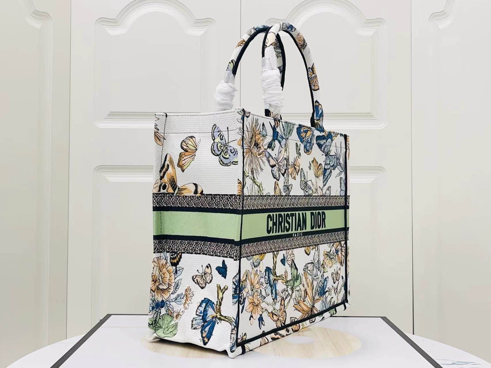 DIOR Large Book Tote White Multicolor Toile de Jouy Mexico Embroidery