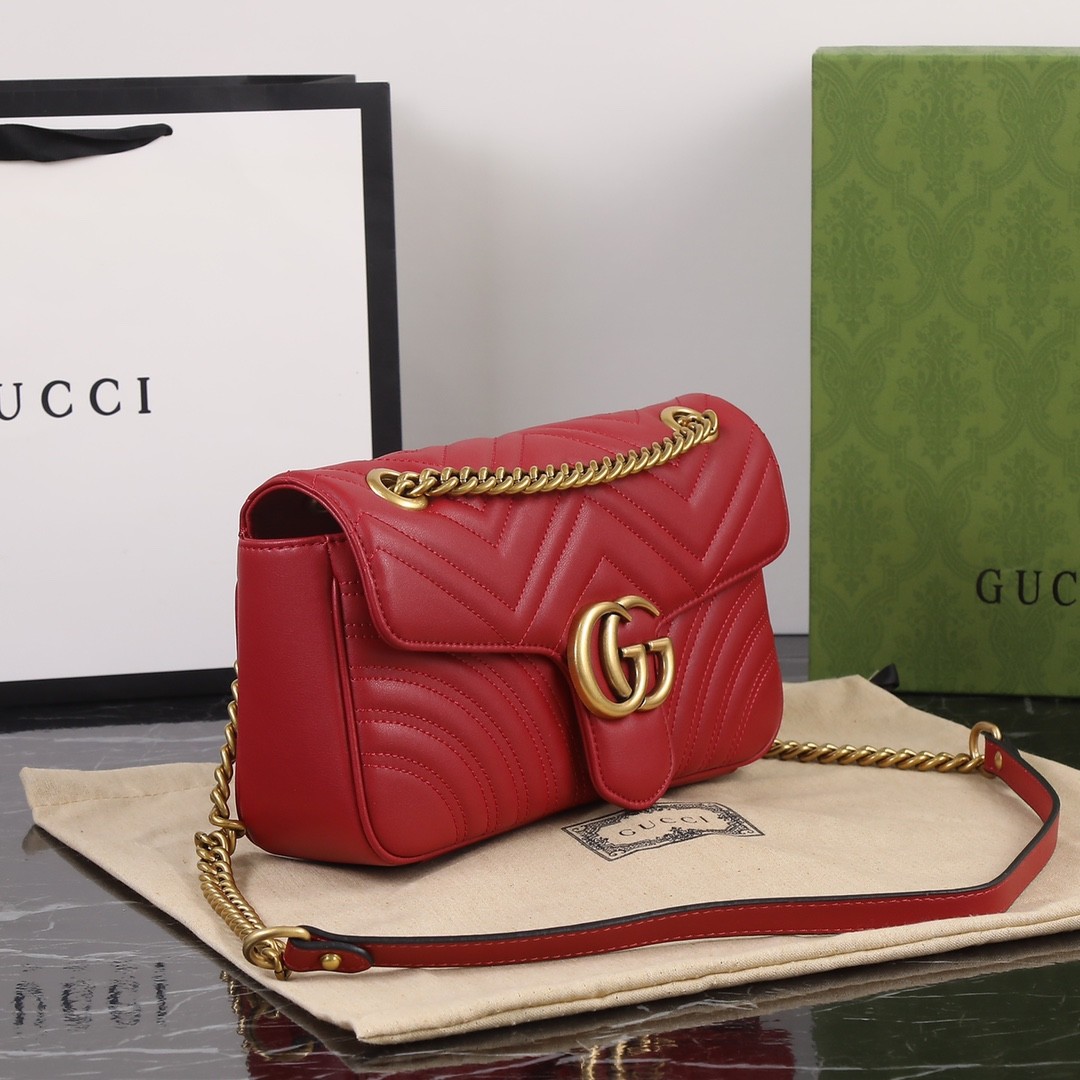 GUCCI GG Marmont Small Shoulder Bag Red leather