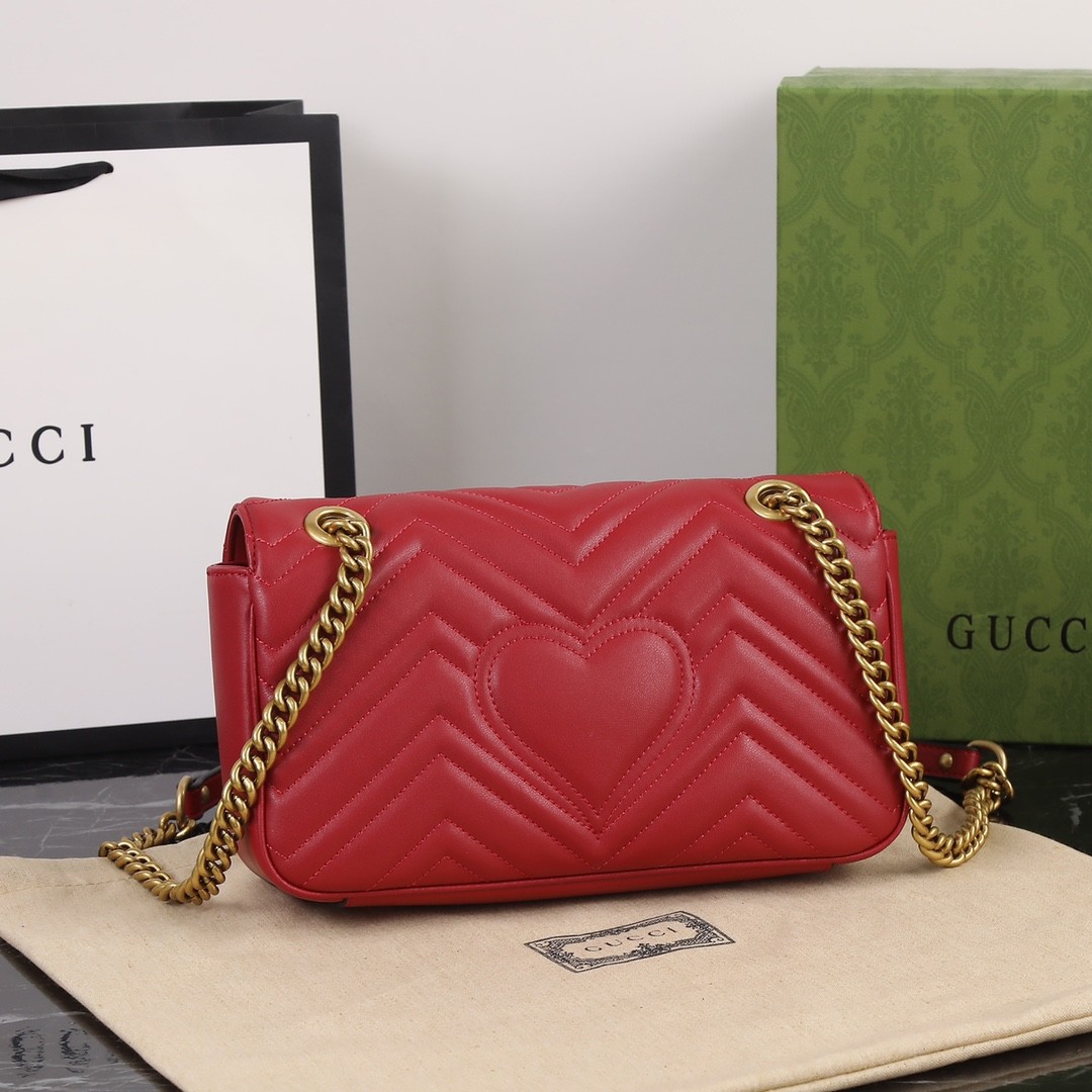 GUCCI GG Marmont Small Shoulder Bag Red leather