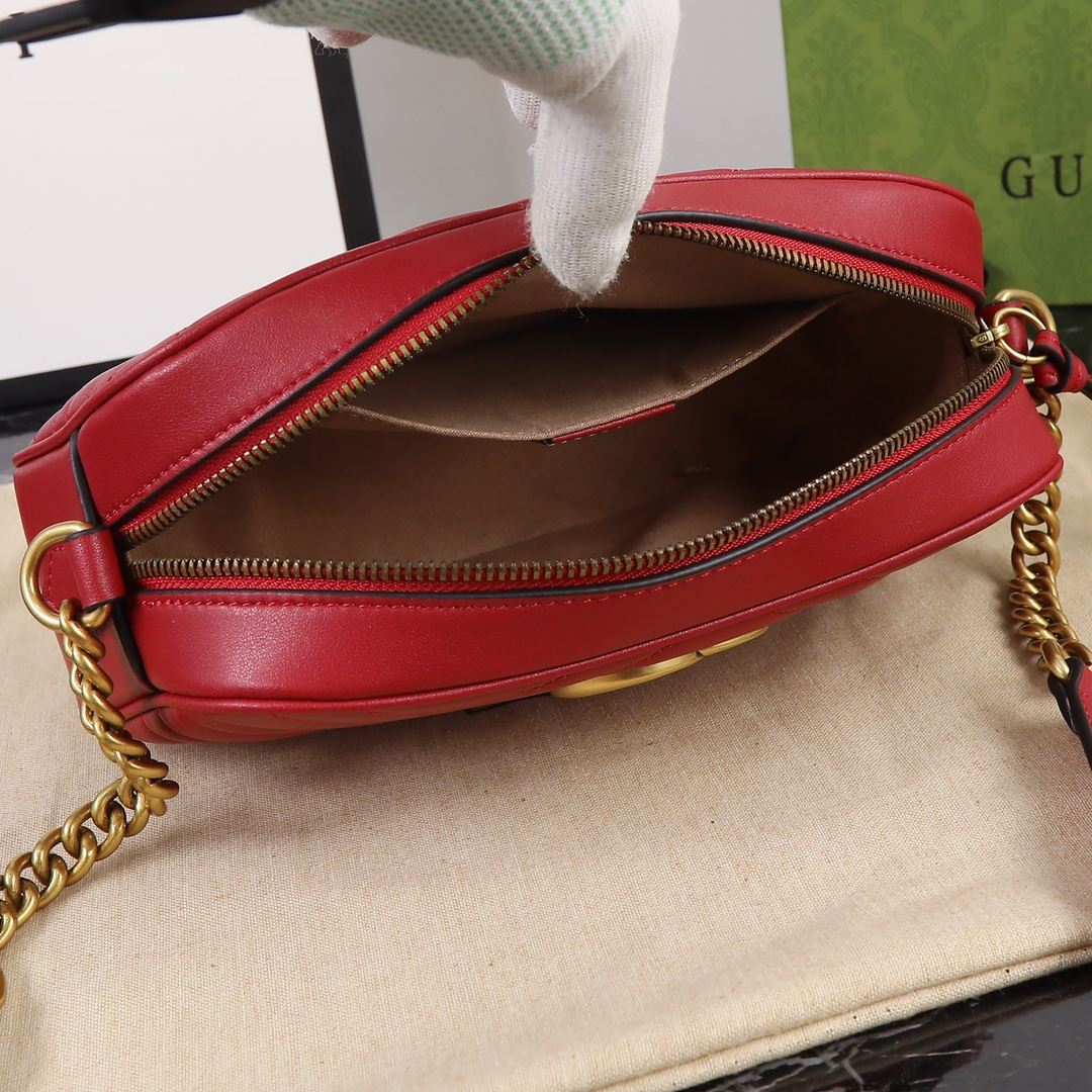 GUCCI GG Marmont Small Matelasse Shoulder with zip Red leather