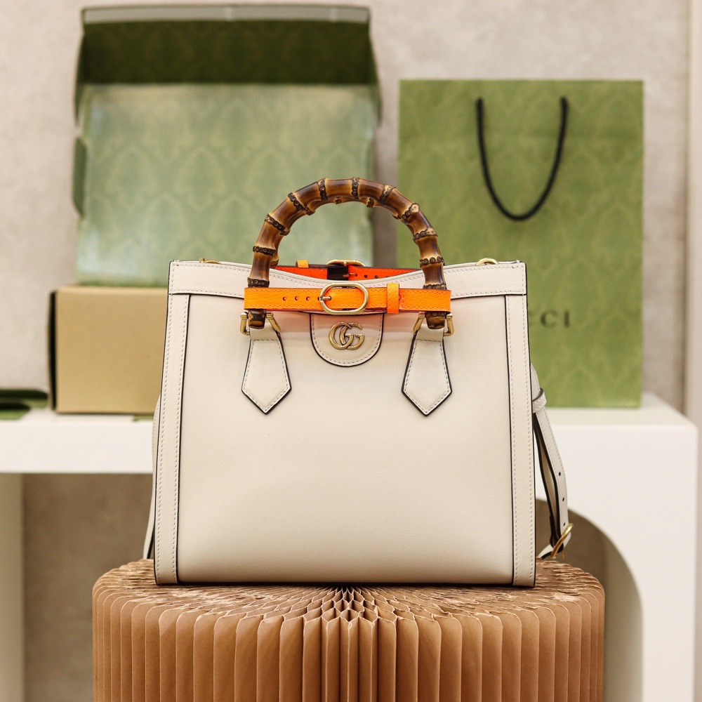 GUCCI Diana Small Tote Bag White