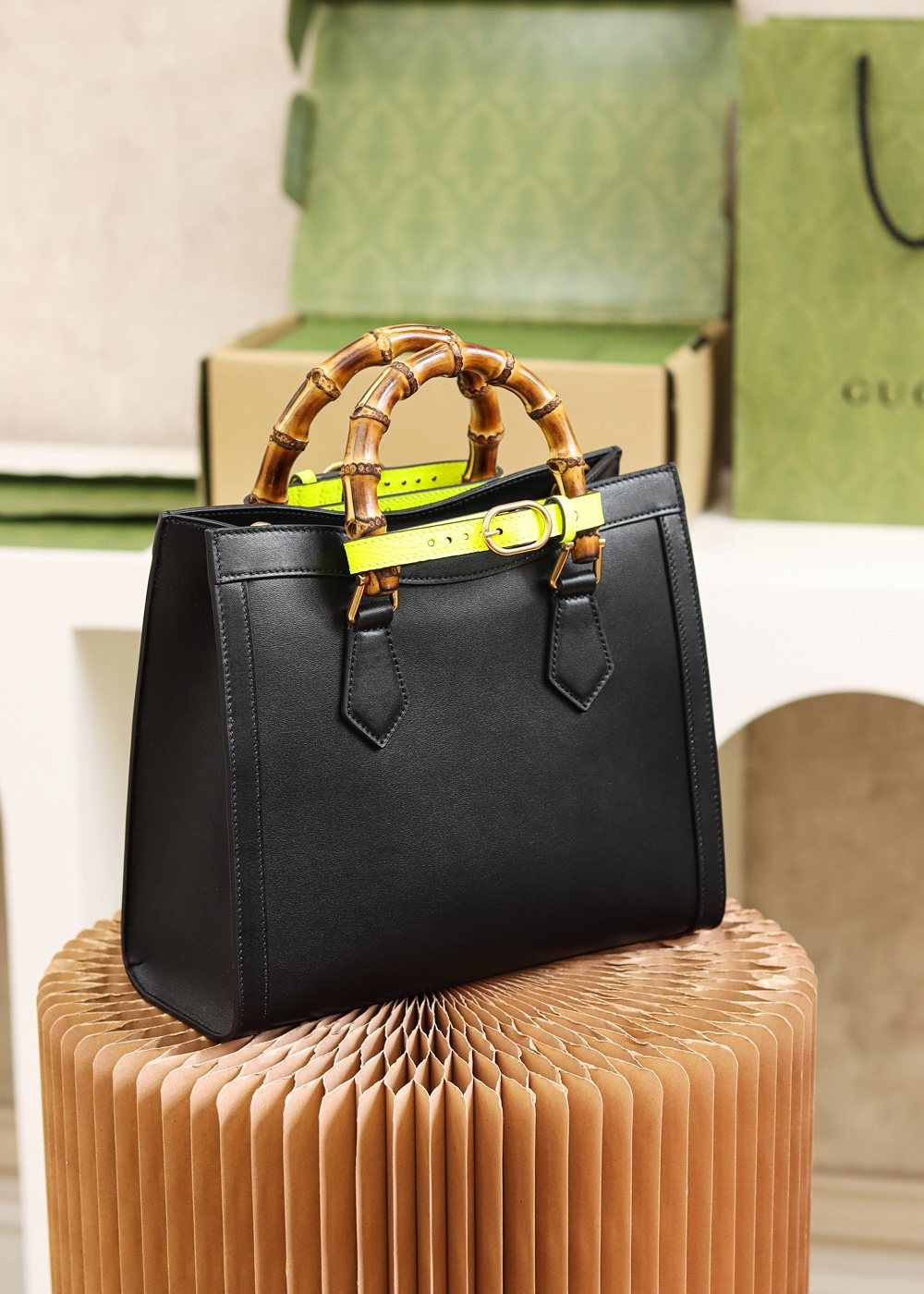 GUCCI Diana Small Tote Bag Black