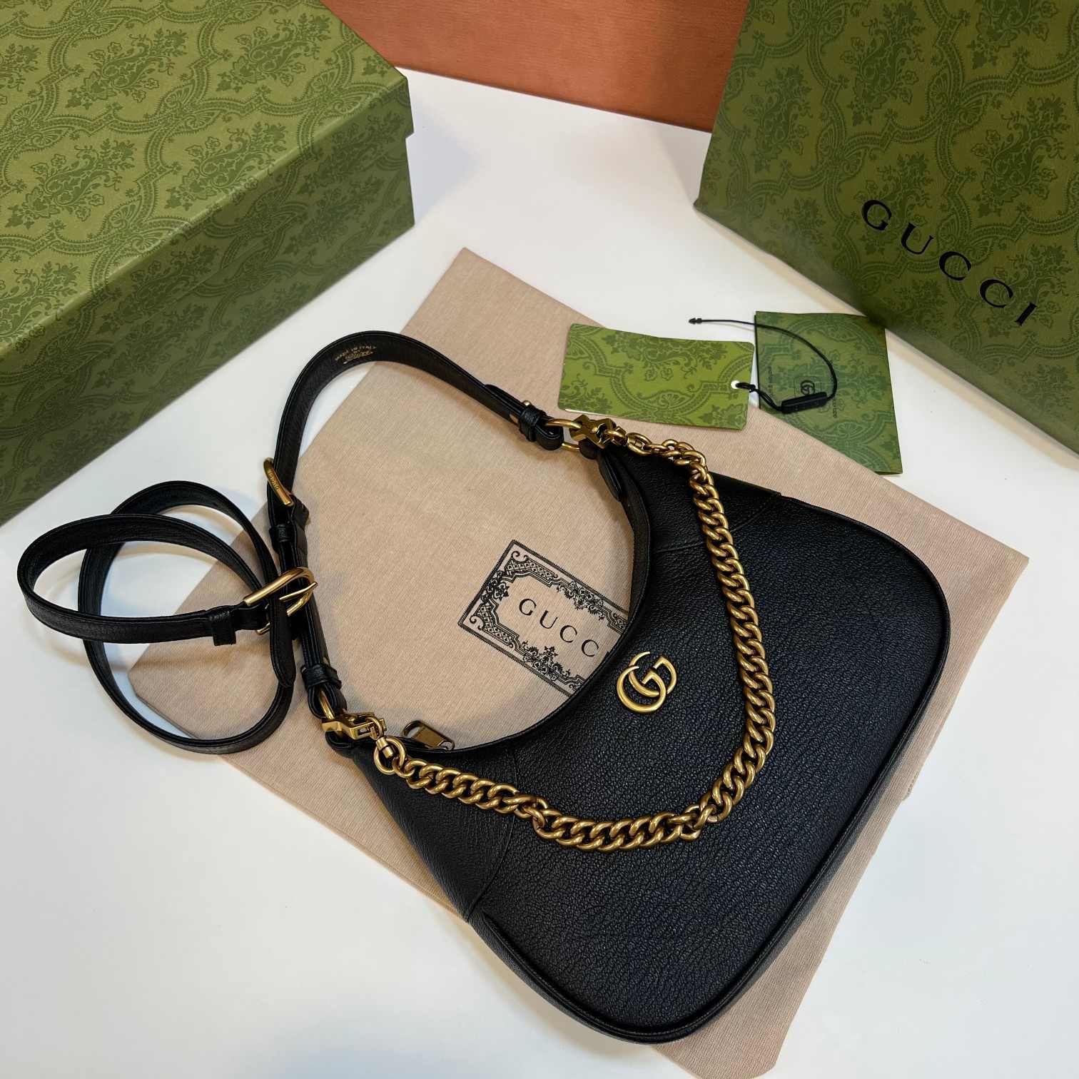 GUCCI Aphrodite Small Shoulder Bag Black