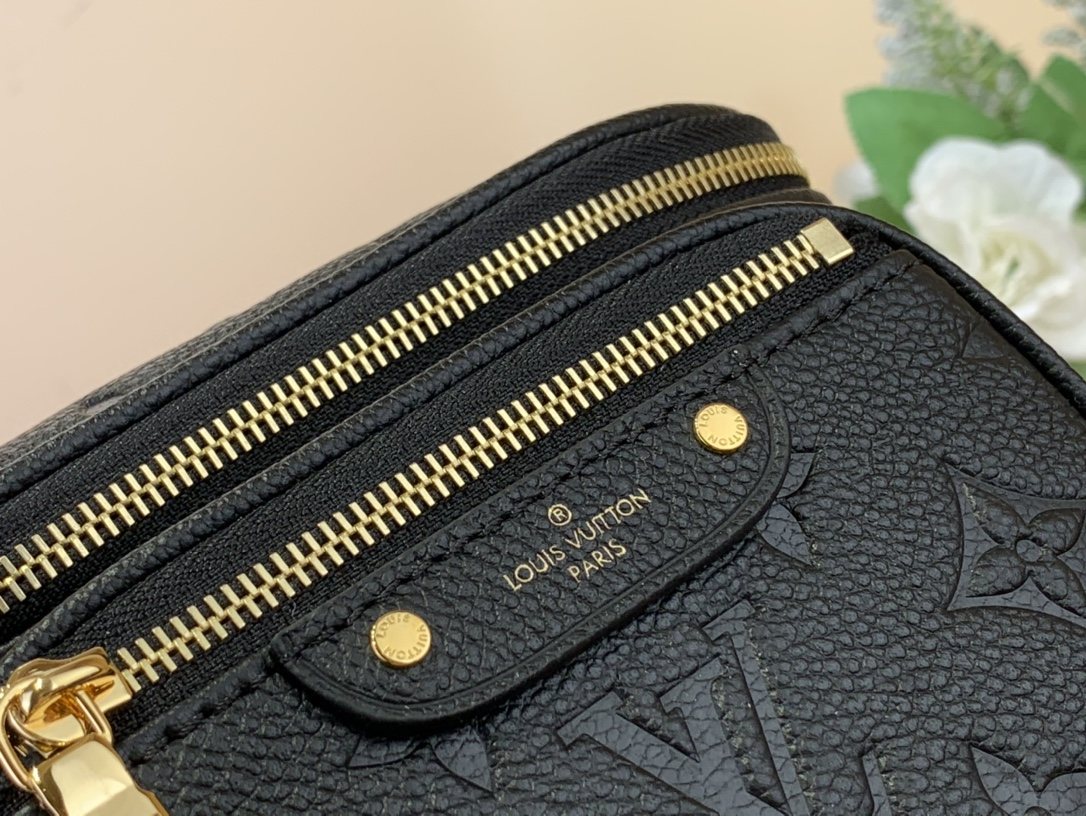 LOUIS VUITTON Mini Bumbag Black