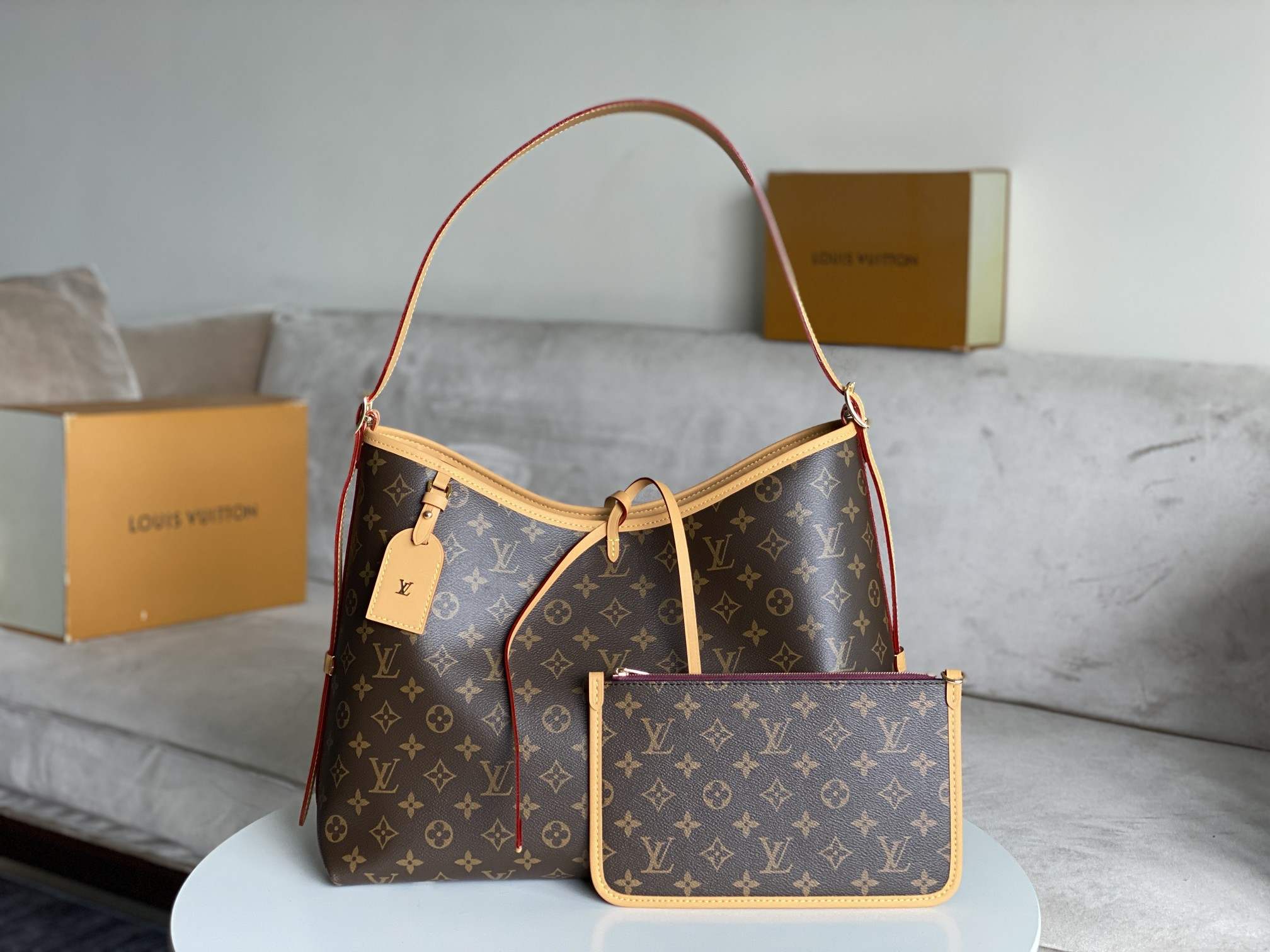 LOUIS VUITTON CarryAll MM Monogram