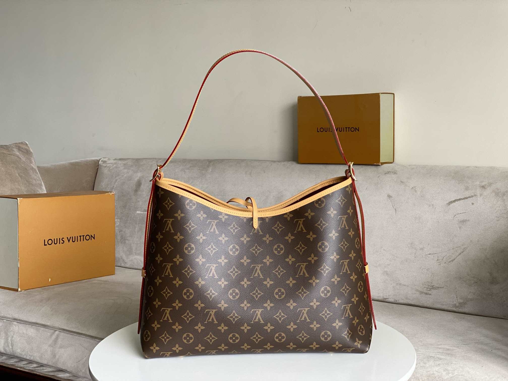 LOUIS VUITTON CarryAll MM Monogram