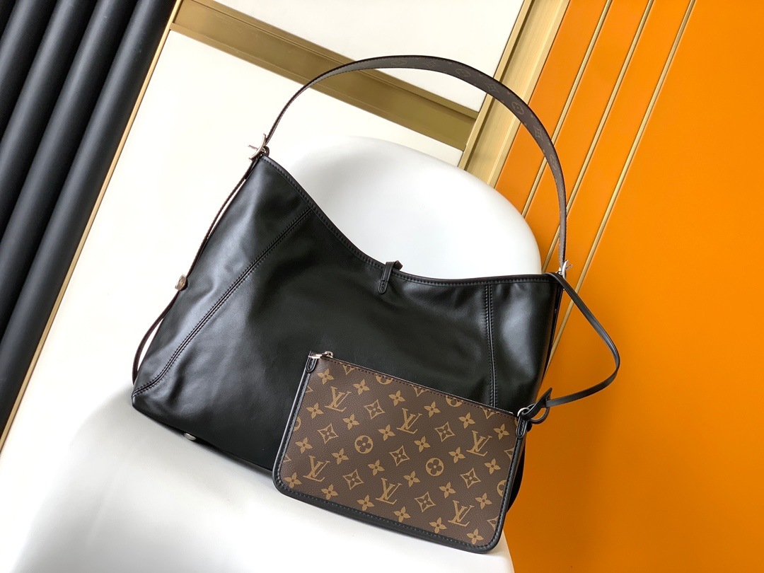 LOUIS VUITTON CarryAll MM Black