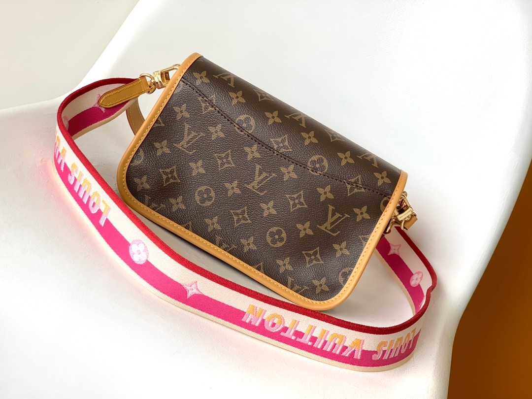 LOUIS VUITTON Diane Satchel Monogram