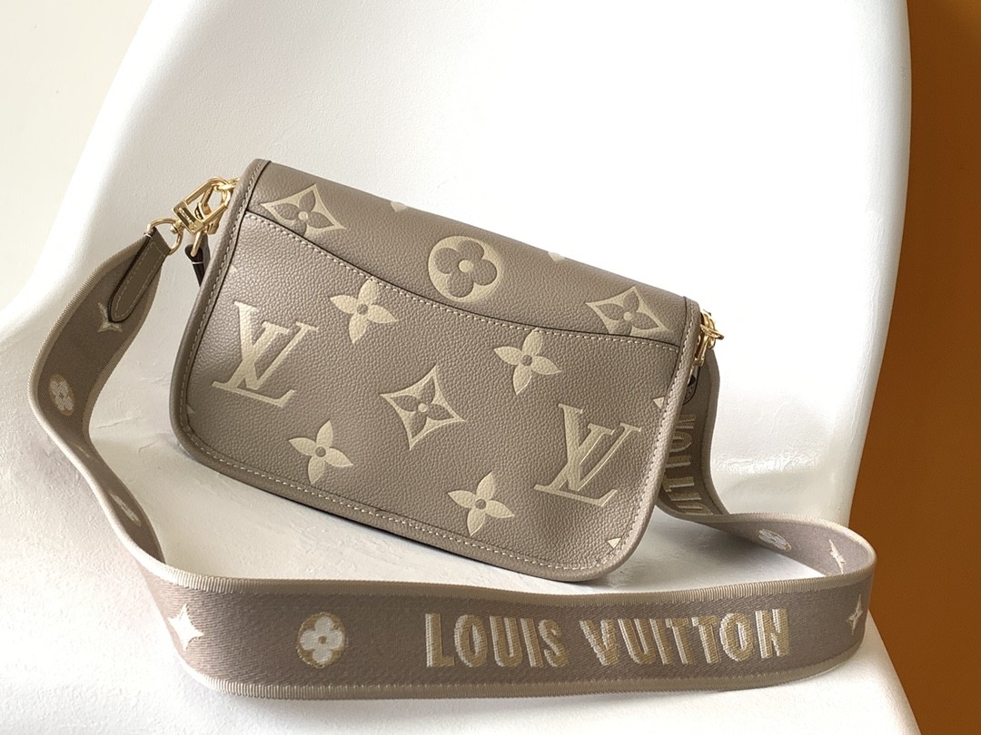 LOUIS VUITTON Diane Satchel Tourterelle Beige/Cream