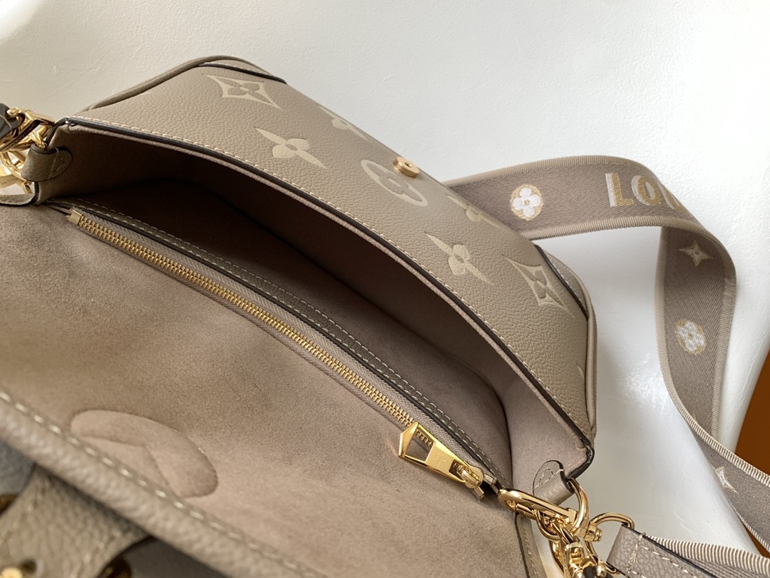 LOUIS VUITTON Diane Satchel Tourterelle Beige/Cream