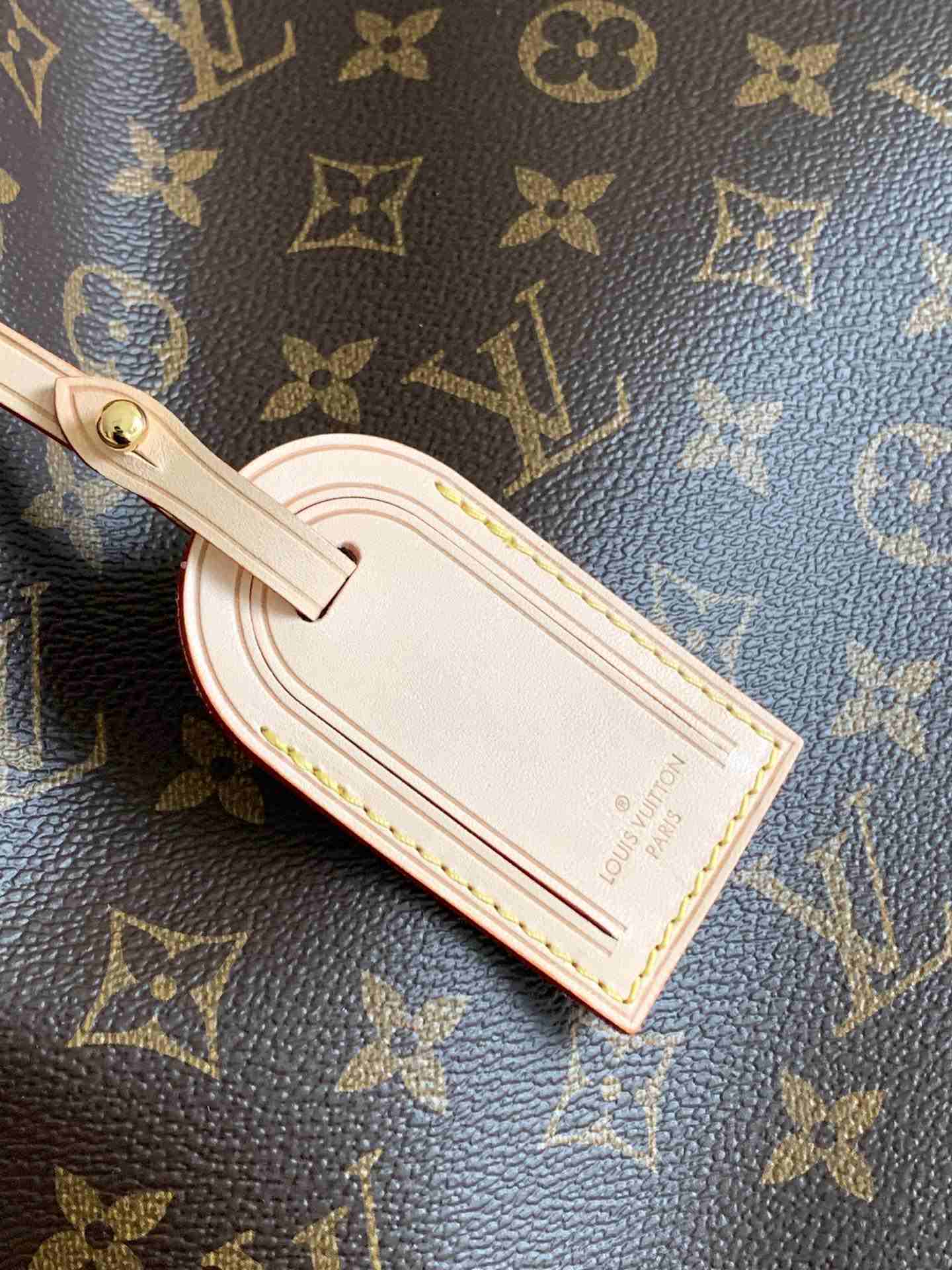 LOUIS VUITTON Graceful MM Monogram