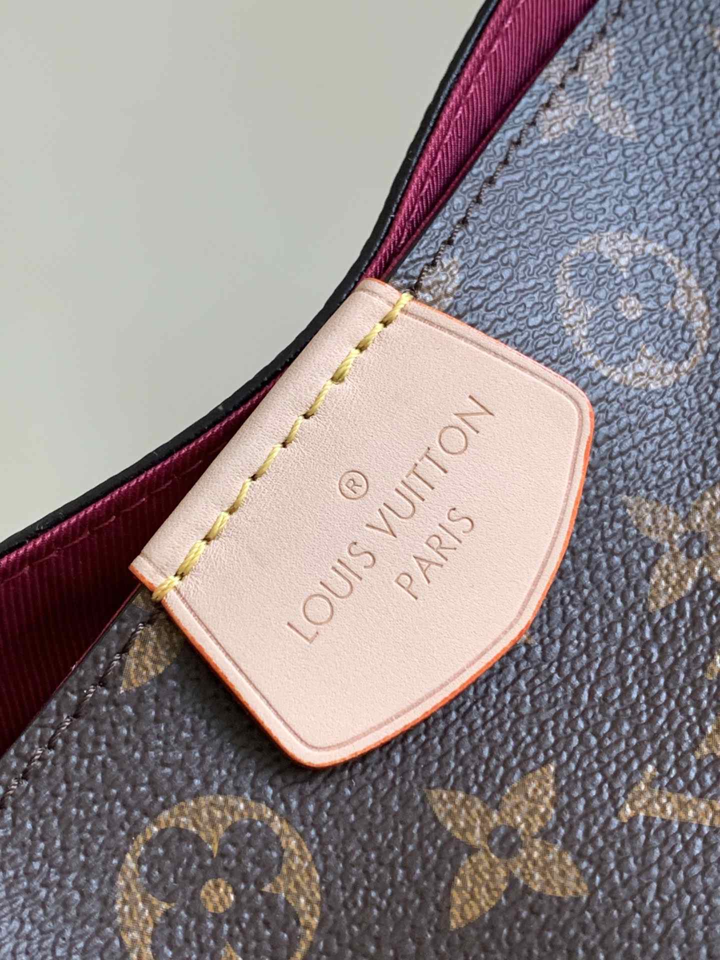 LOUIS VUITTON Graceful MM Monogram