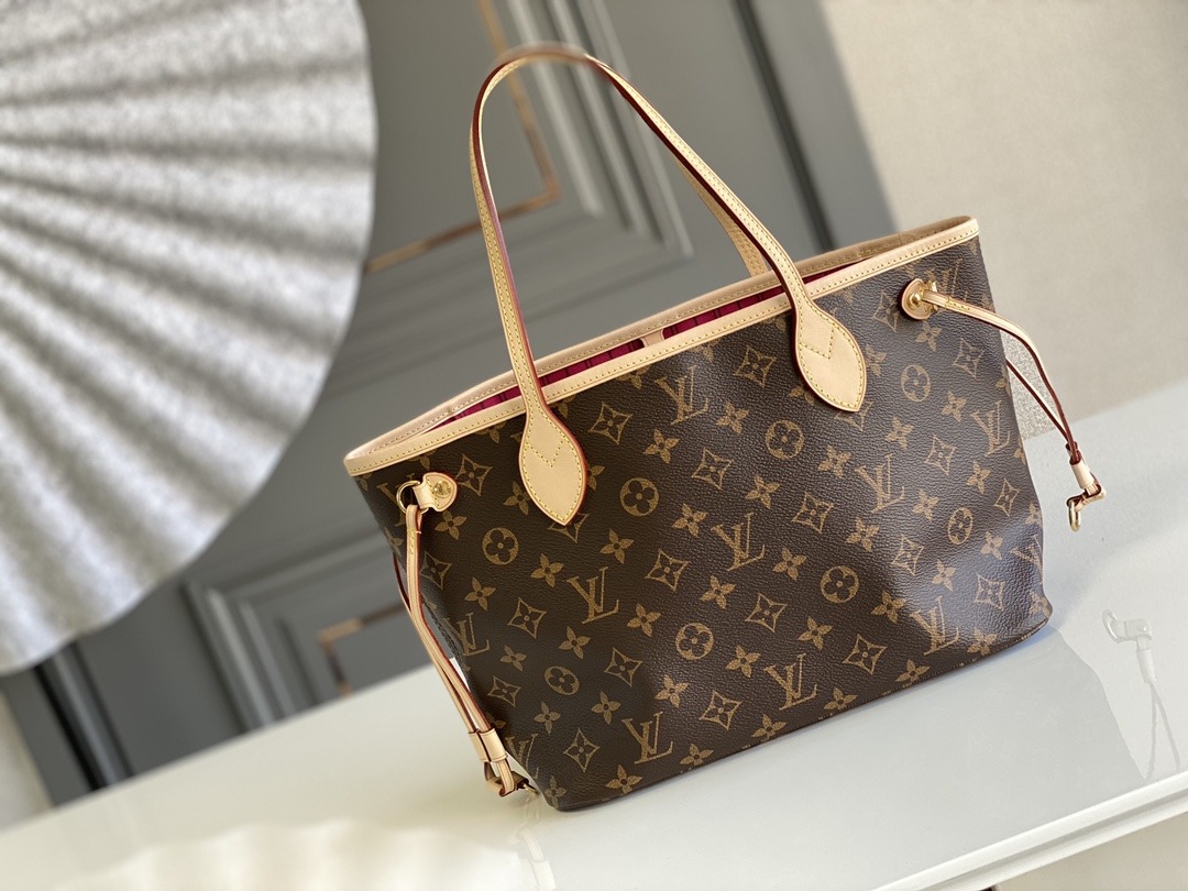 LOUIS VUITTON Neverfull PM Tote Bag Monogram