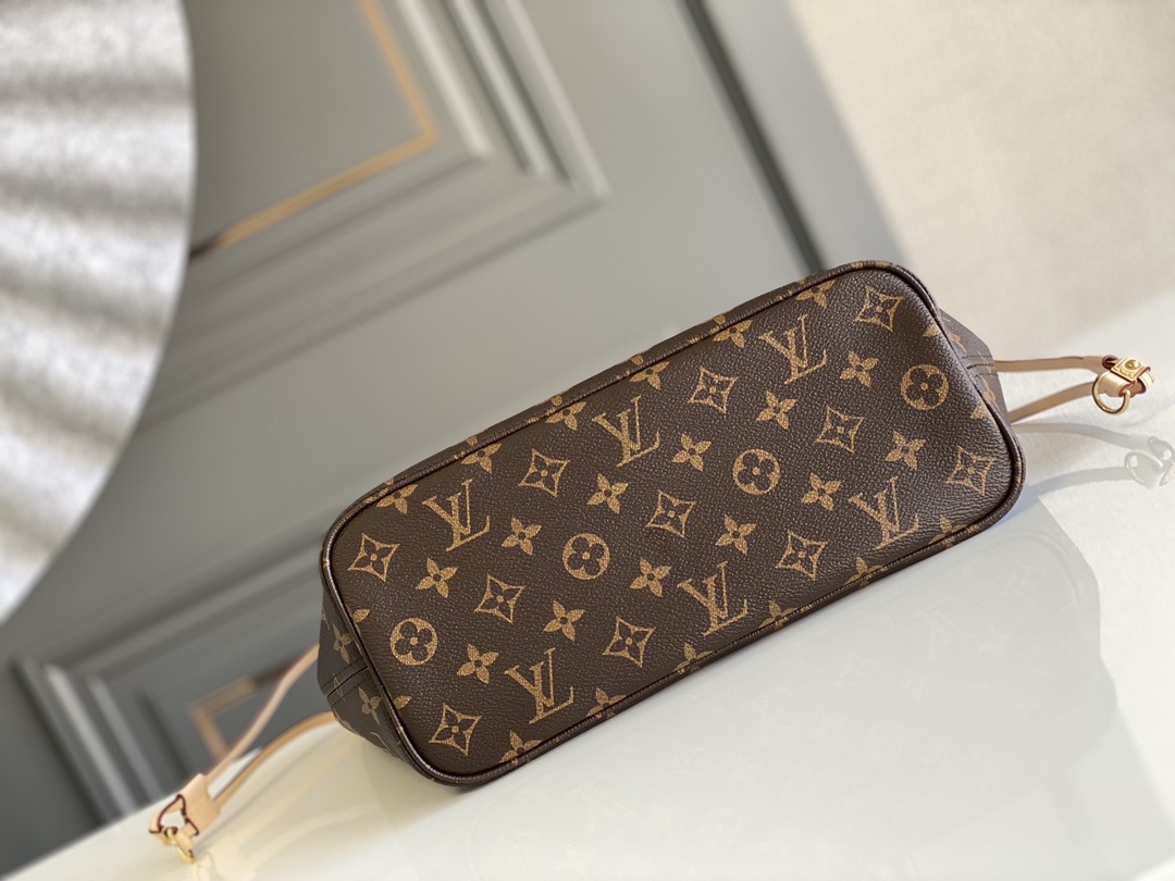 LOUIS VUITTON Neverfull PM Tote Bag Monogram