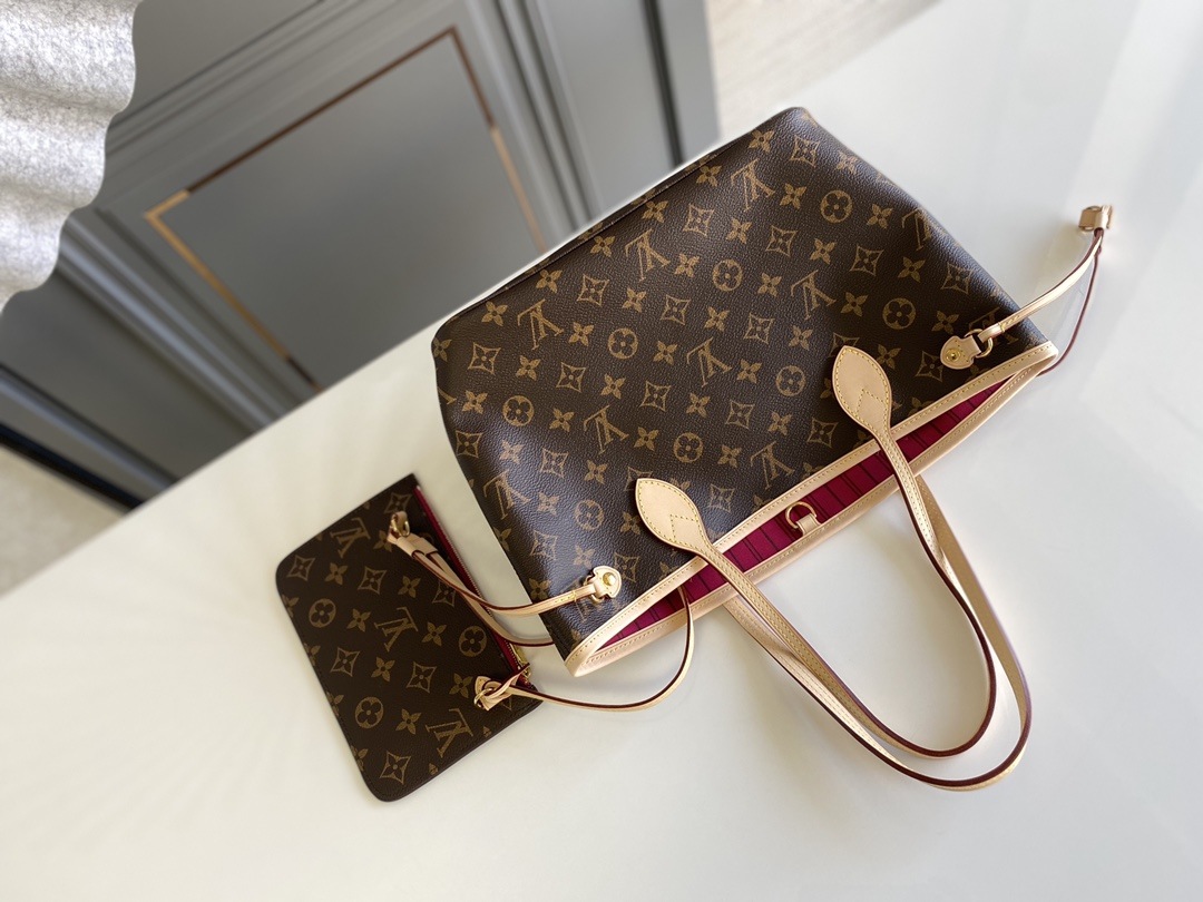 LOUIS VUITTON Neverfull PM Tote Bag Monogram