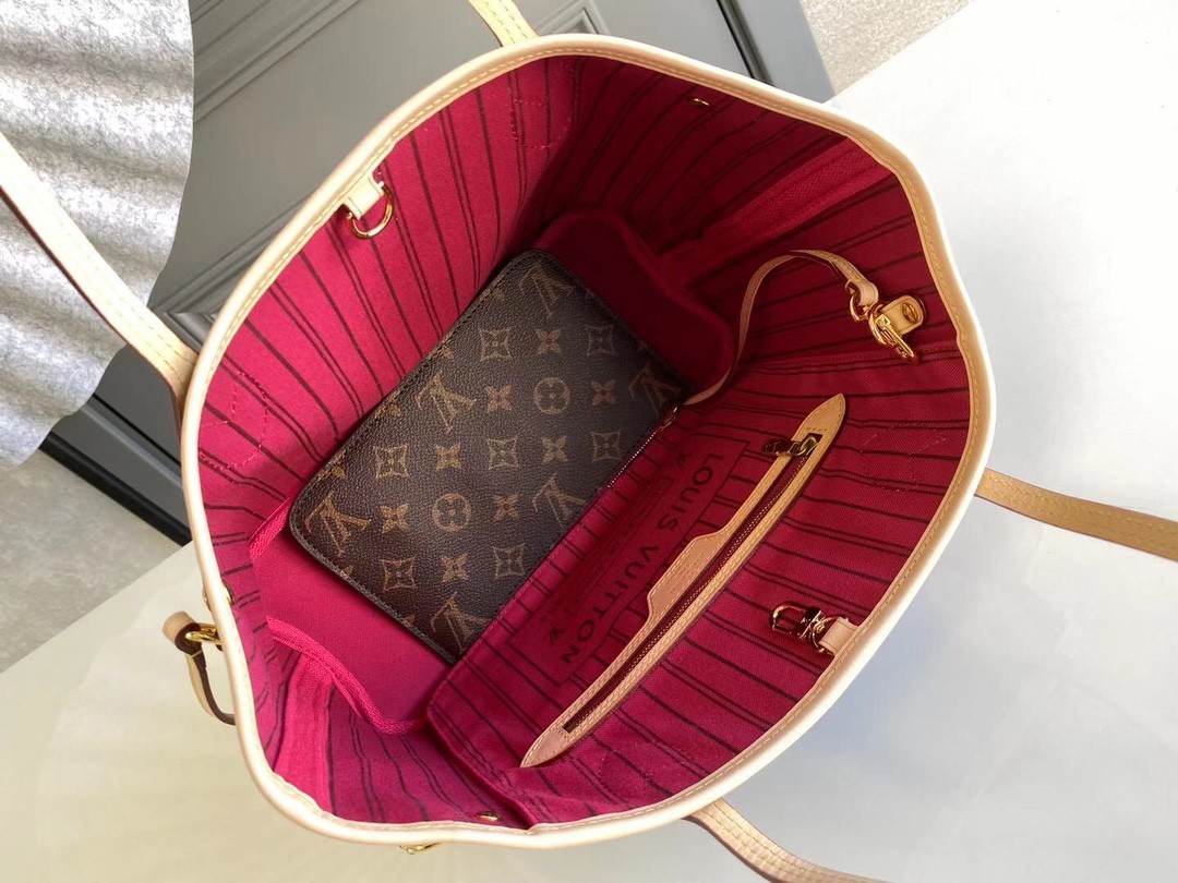 LOUIS VUITTON Neverfull PM Tote Bag Monogram