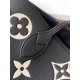 LOUIS VUITTON Neverfull MM Tote Bag Black/Beige