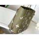 LOUIS VUITTON Neverfull MM Tote Bag Black/Beige