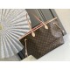 LOUIS VUITTON Neverfull GM Tote Bag Monogram