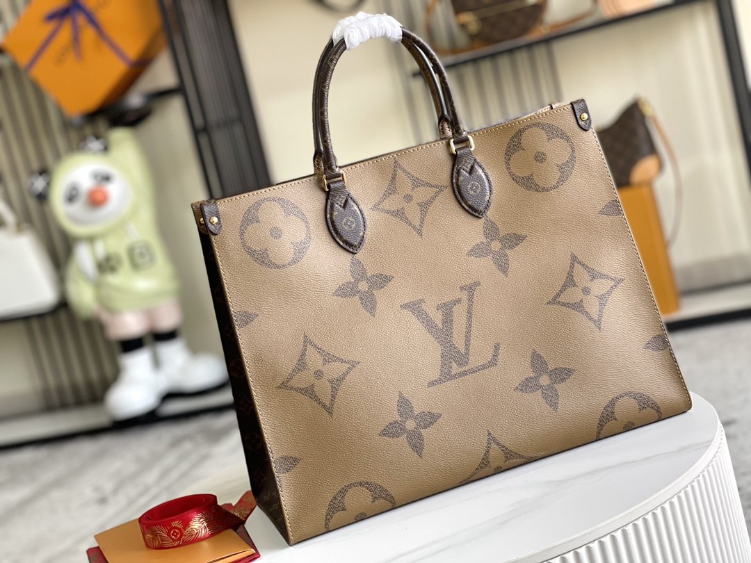 LOUIS VUITTON OnTheGo GM Tote Bag Monogram and Monogram Reverse coated canvas trim