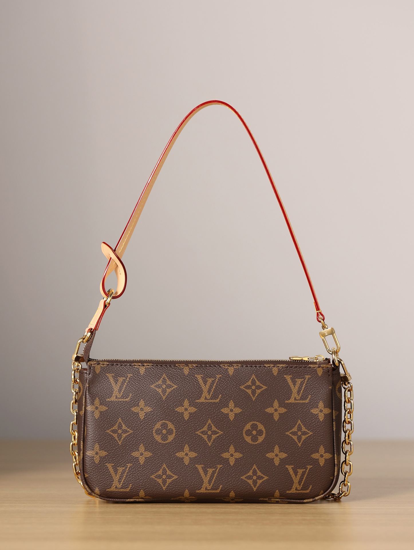 LOUIS VUITTON Pochette Accessoires Monogram