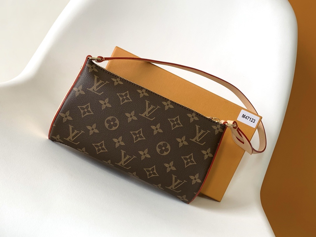 LOUIS VUITTON Pochette Tirette Bag Monogram