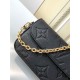 LOUIS VUITTON  Ivy Wallet on Chain Bag Black