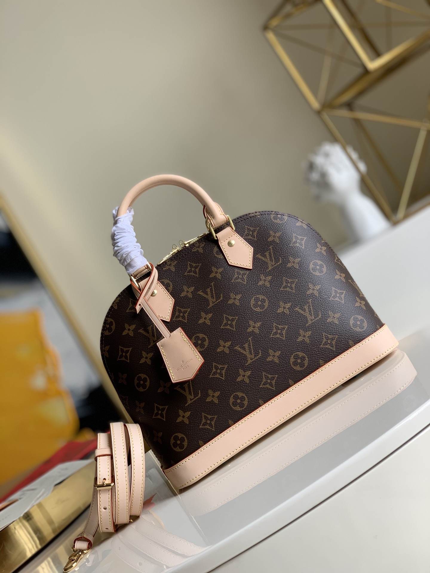 LOUIS VUITTON Alma PM Monogram