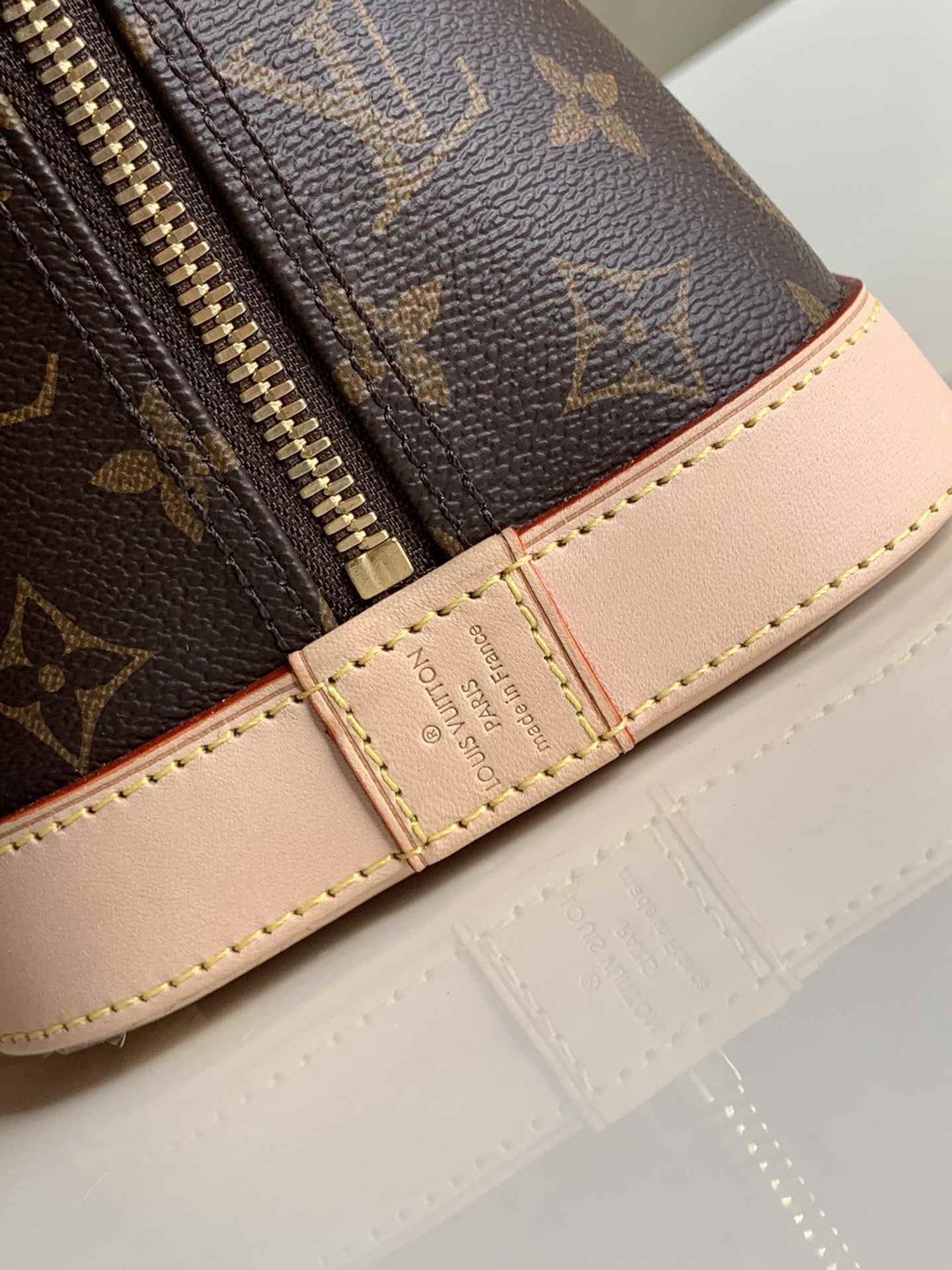 LOUIS VUITTON Alma PM Monogram