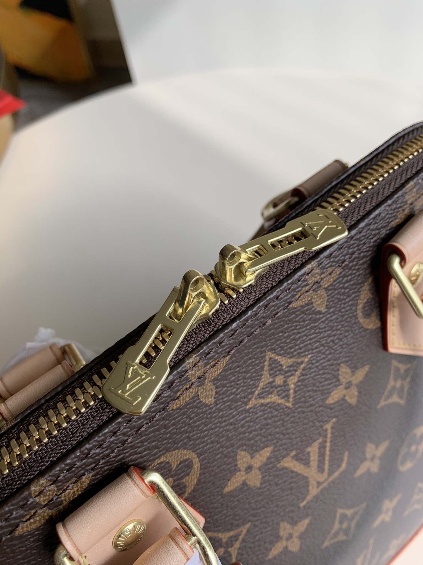 LOUIS VUITTON Alma PM Monogram