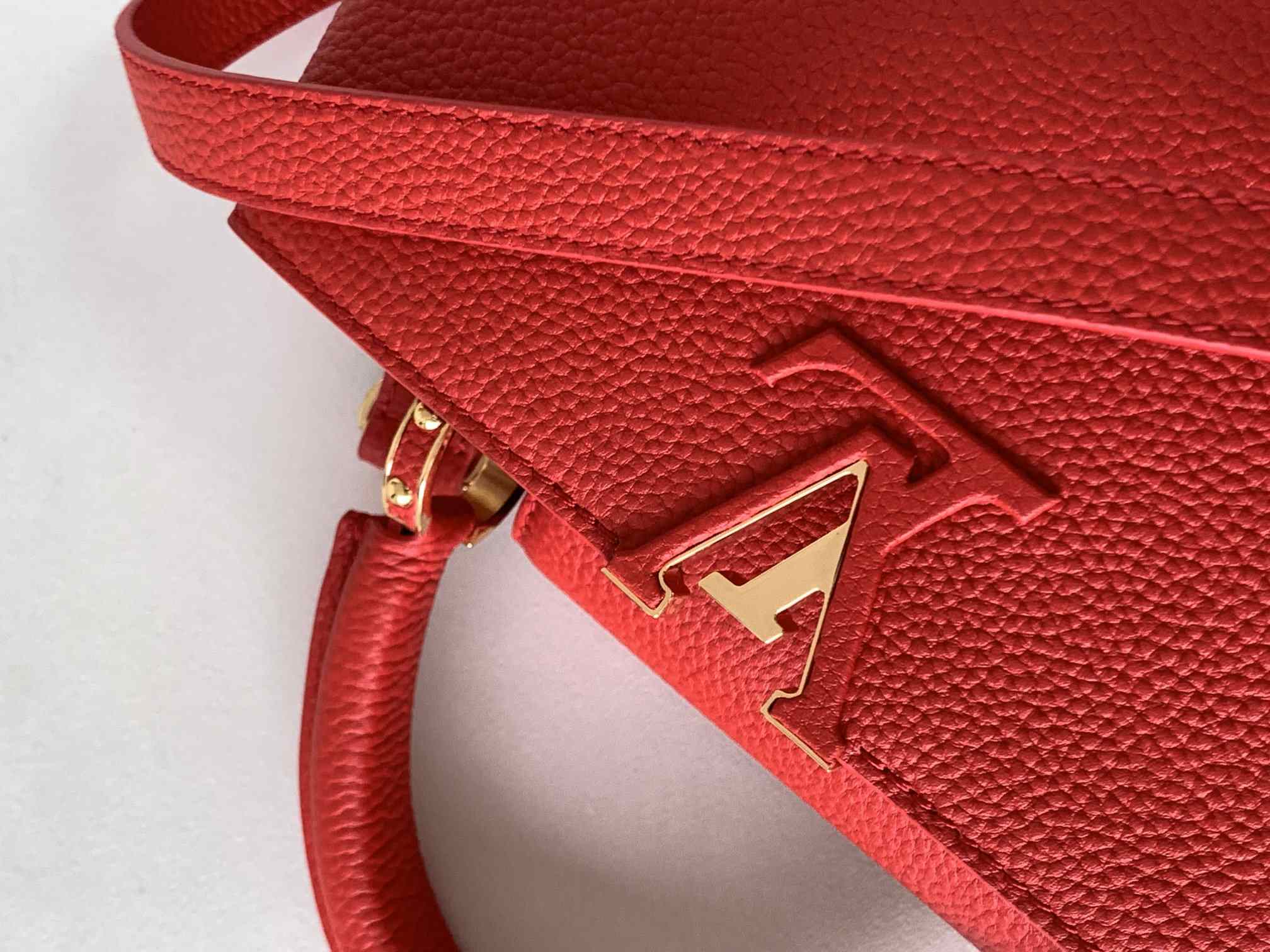 LOUIS VUITTON Capucines BB Scarlet Red 