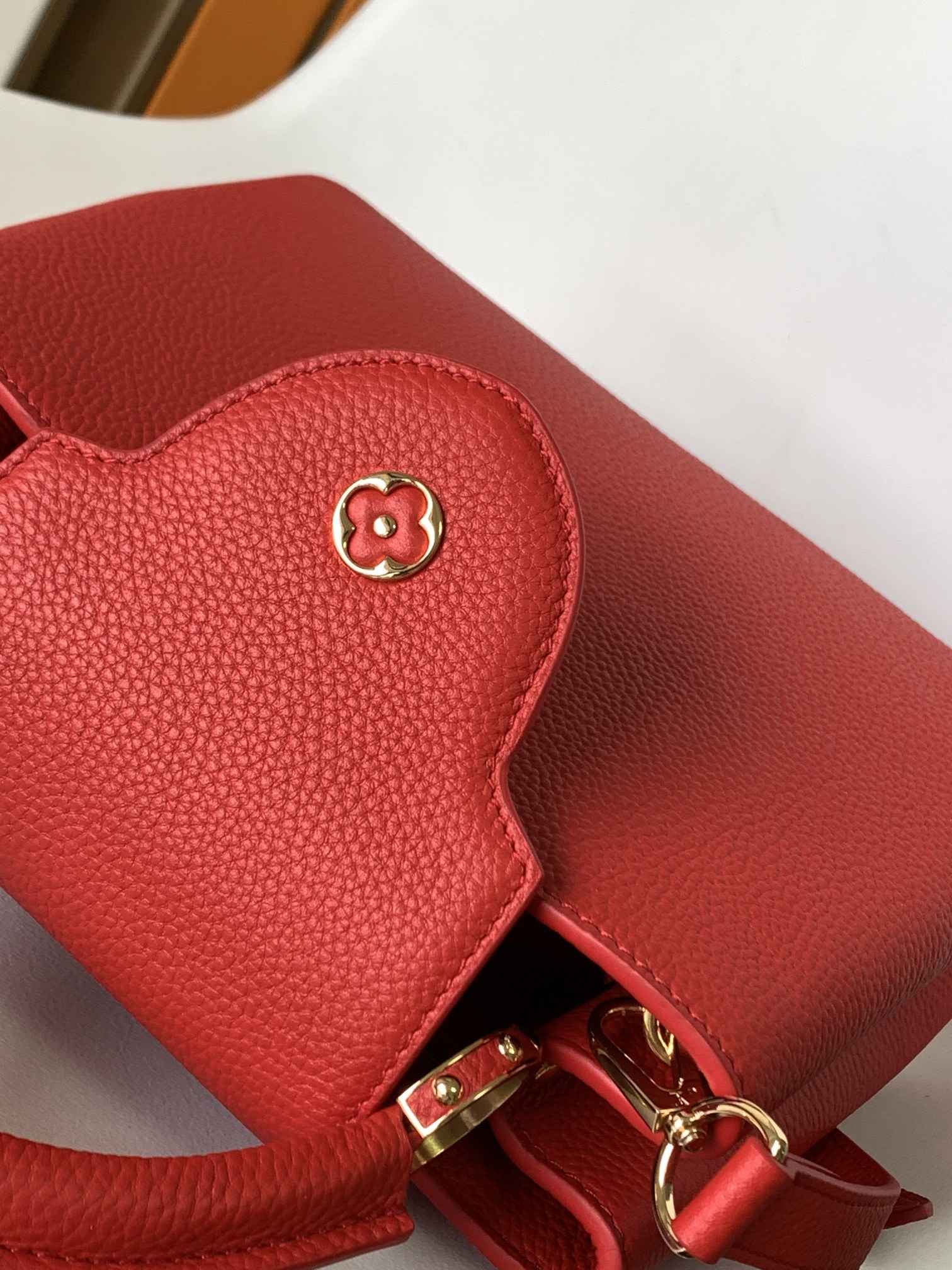 LOUIS VUITTON Capucines BB Scarlet Red 