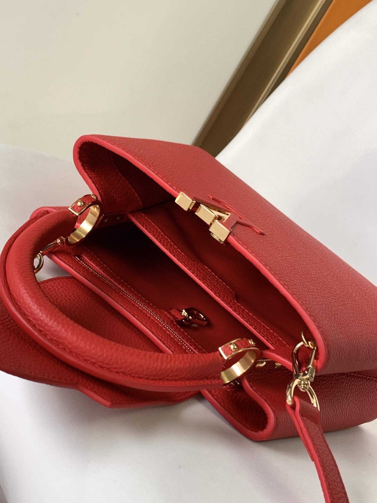 LOUIS VUITTON Capucines BB Scarlet Red 