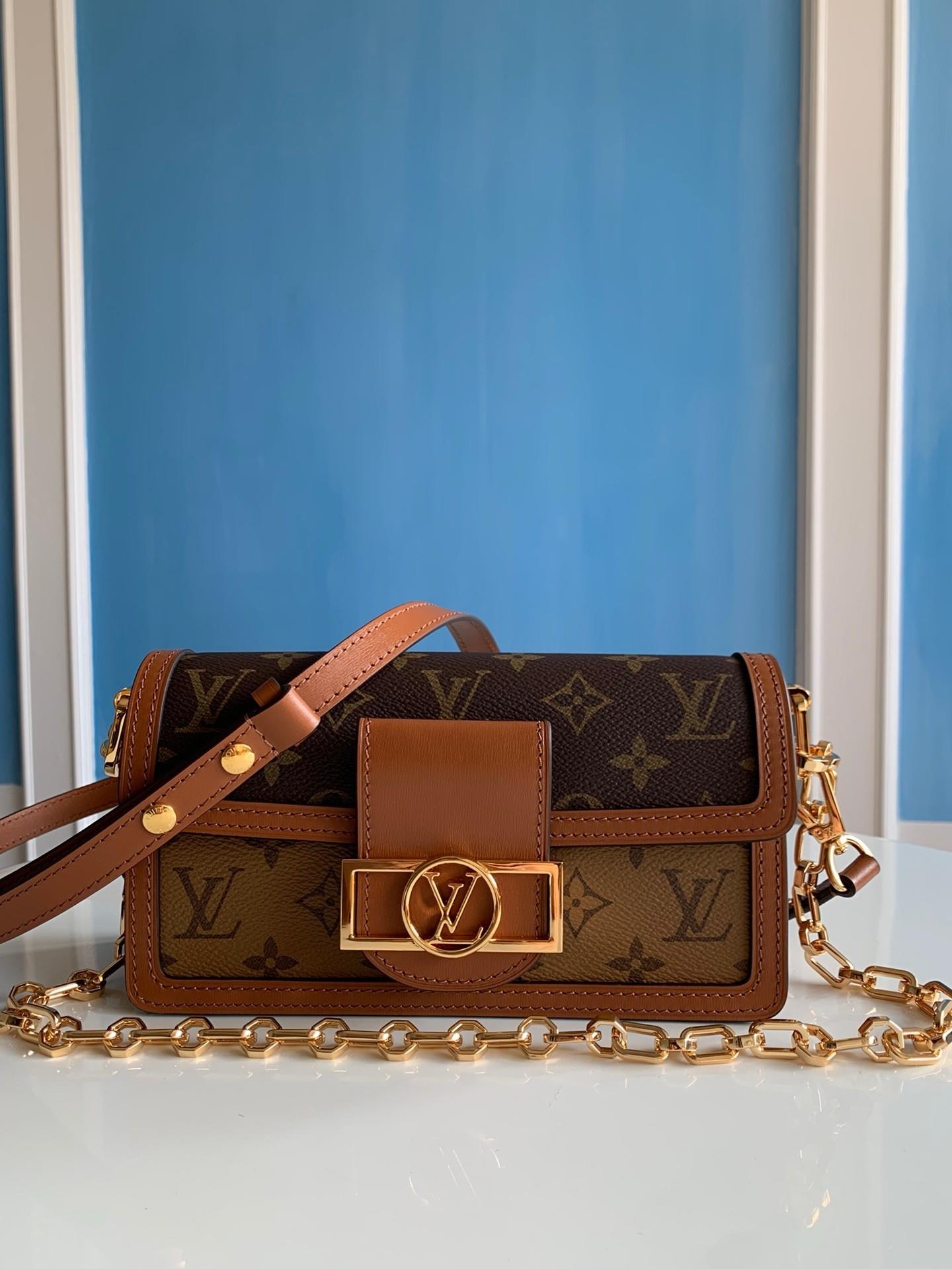 LOUIS VUITTON Dauphine East West Bag