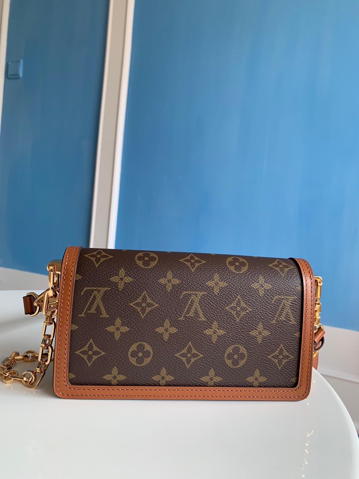 LOUIS VUITTON Dauphine East West Bag